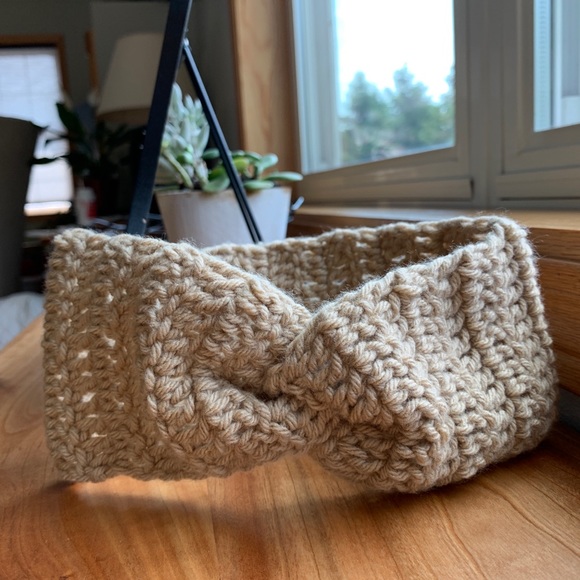 Adult customizable crochet headband - Picture 5 of 10